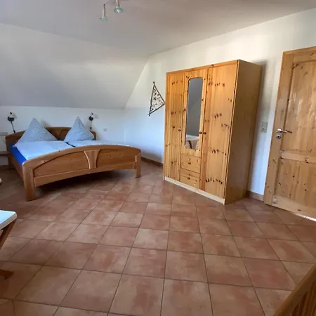 Retreat With Garden Access, Cleaning Included *