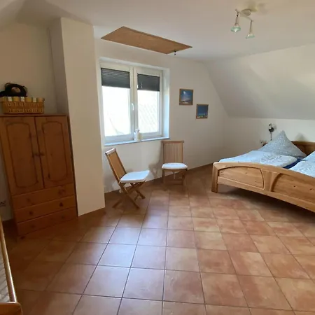 Retreat With Garden Access, Cleaning Included *